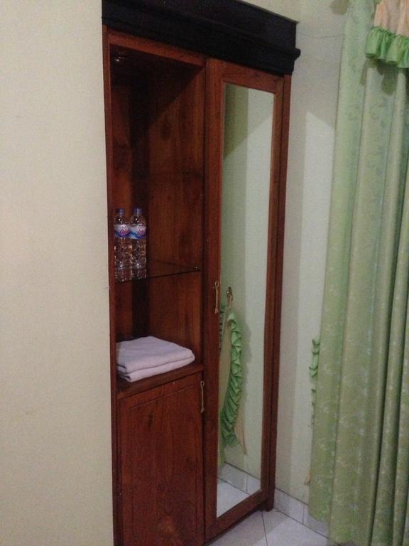 Global Inn Keluarga Sedati 部屋 写真